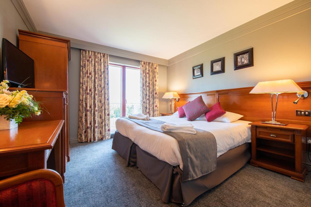 Bryn Meadows Golf, Hotel & Spa Blackwood  Bagian luar foto