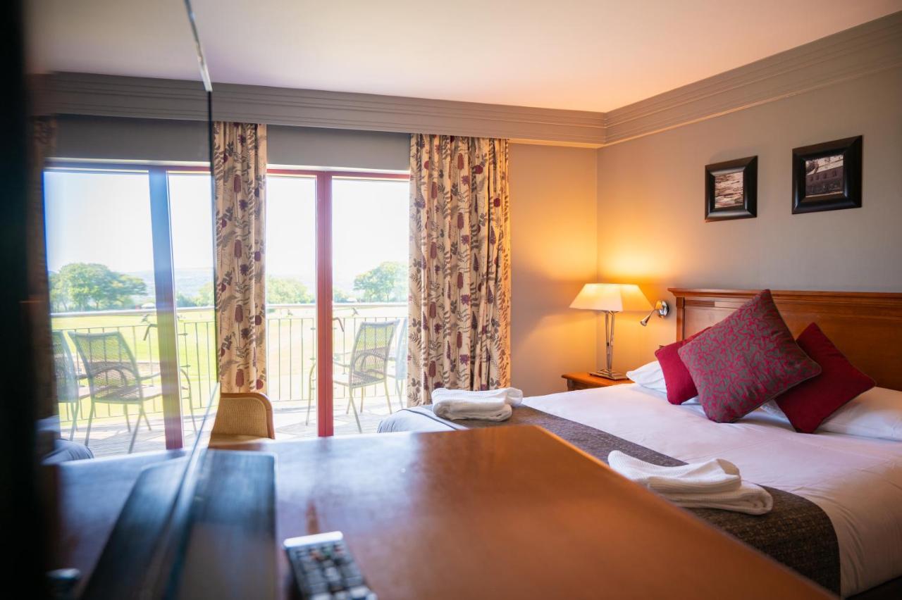Bryn Meadows Golf, Hotel & Spa Blackwood  Bagian luar foto