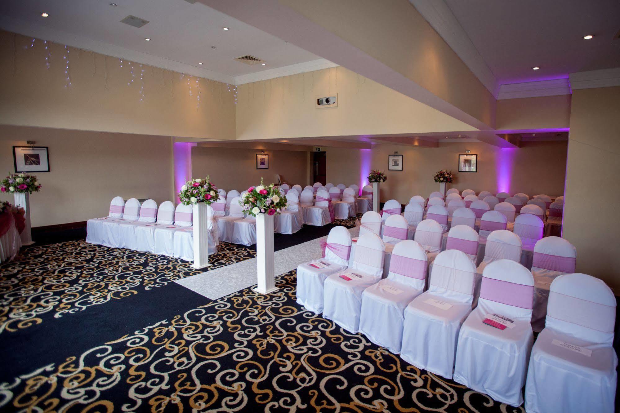 Bryn Meadows Golf, Hotel & Spa Blackwood  Bagian luar foto