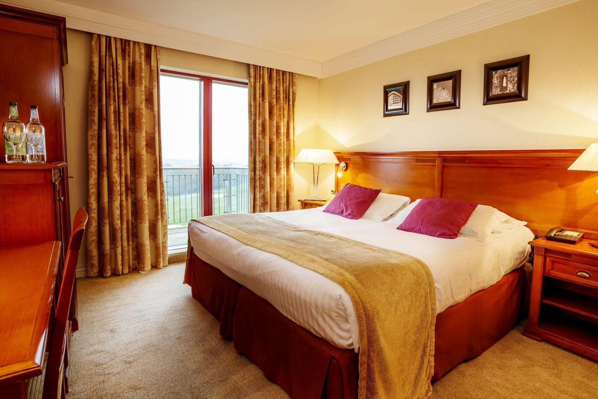Bryn Meadows Golf, Hotel & Spa Blackwood  Bagian luar foto